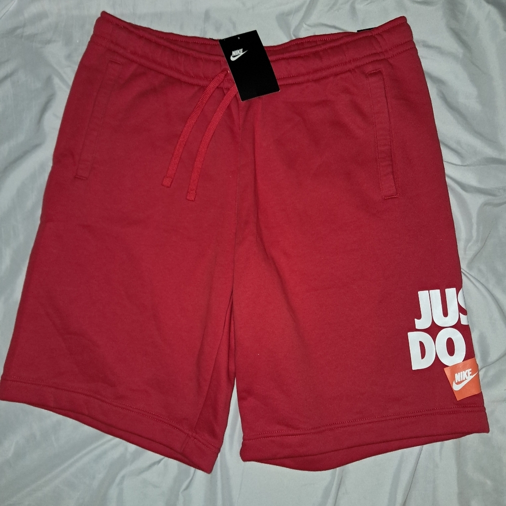 Men's Nike Athletic Shorts, L, Red, NWT